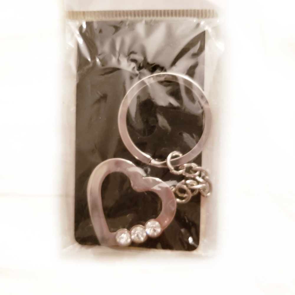 🆕 heart rhinestone keychain